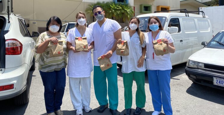 [Costa Rica] Arcos Dorados entregará 600 almuerzos de McDonald’s a personal de salud