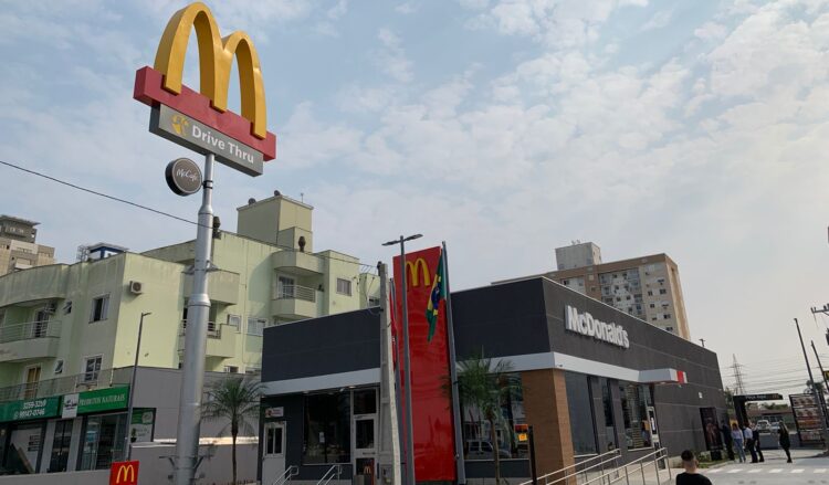 [Brasil] McDonald’s inaugura primeiro restaurante em Palhoça