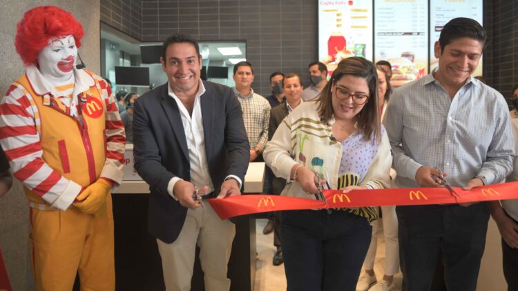 [Ecuador] McDonald’s inaugura su primer local en Durán